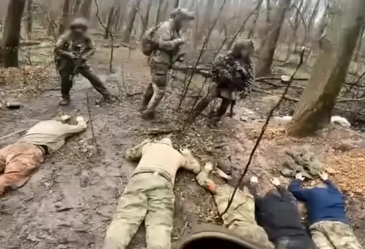 "Командири покинули без їжі та зв'язку три доби тому": в полон ЗСУ здалися п'ятеро росіян