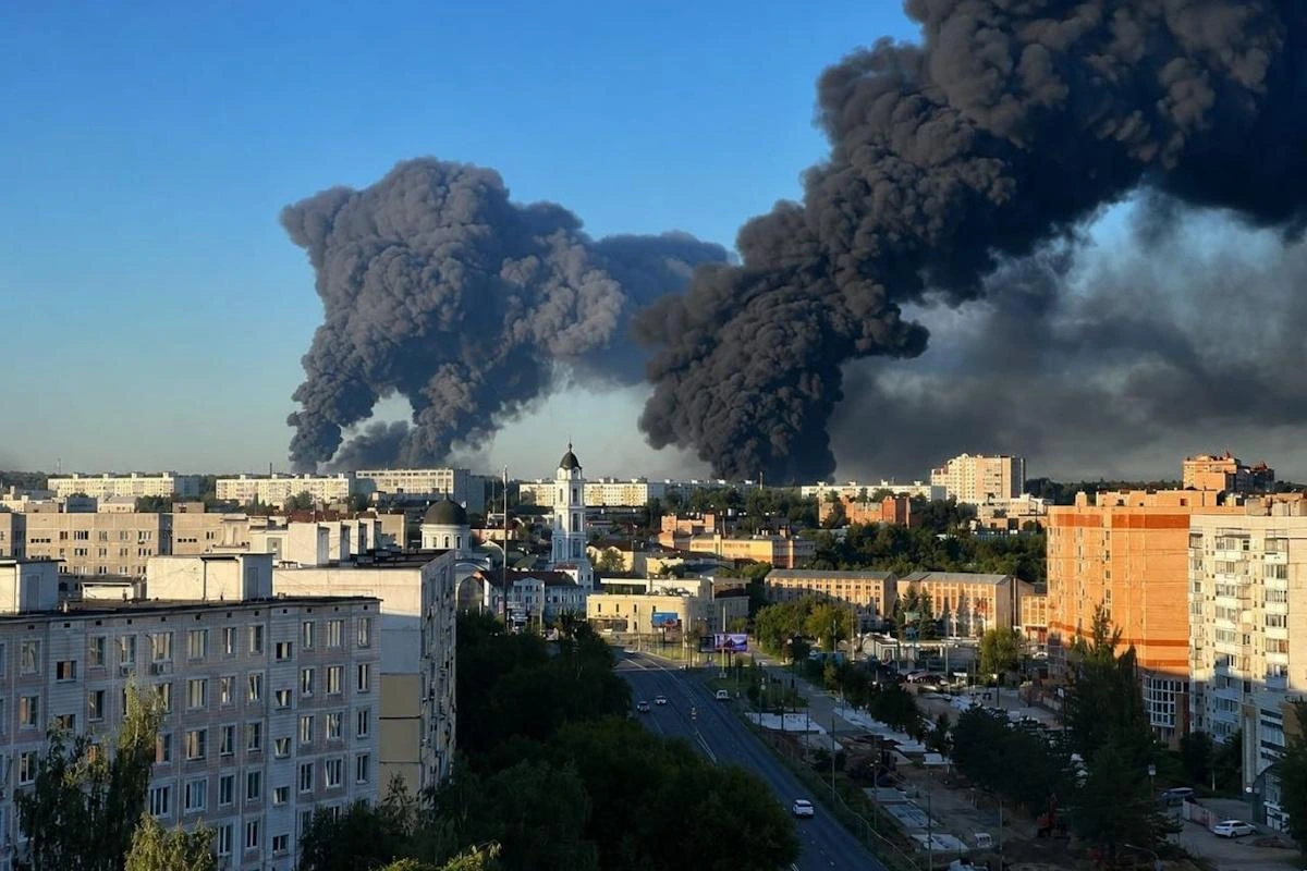 Україна руйнує довіру між Путіним і росіянами, -  Le Monde